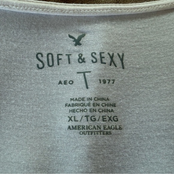 American Eagle Outfitters White Floral Cutout Blouse - Picture 4 of 4